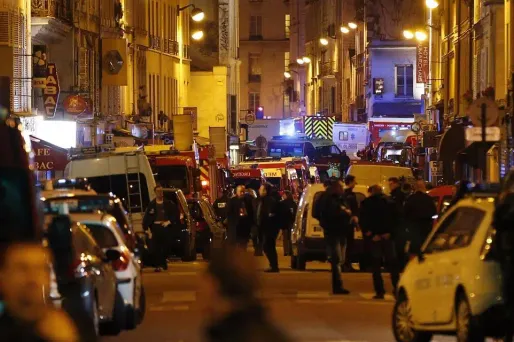 Le 13-Novembre, le stade de France à Saint-Denis, la salle de spectacle du Bataclan et plusieurs bars à Paris ont été la cible d'une série d'attentats.
