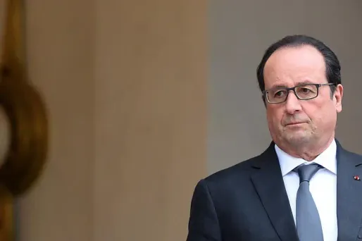 "Le président de la République condamne avec force l'assassinat de l'ambassadeur de Russie à Ankara", déclare l'Elysée dans un bref communiqué.