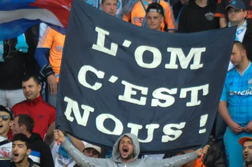 supporteurs OM crédit : SEBASTIEN BOZON / AFP - 1280