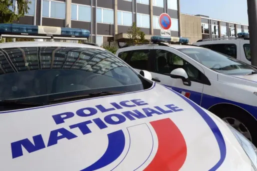 Isère : une femme trouvée ligotée et brûlée à l'acide dans un parking