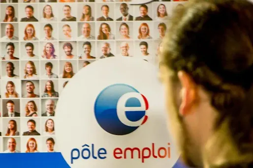 La lutte contre le chômage est cité comme enjeu prioritaire par 54% des Français.