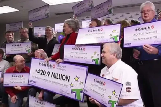 Etats-Unis : 20 collègues remportent 421 millions de dollars à la loterie