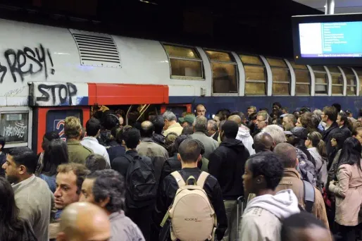 Le RER B a été touché par une panne électrique qui a bloqué de nombreux trains