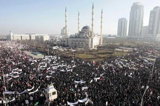 Charlie Hebdo : une mobilisation massive en Tchétchénie