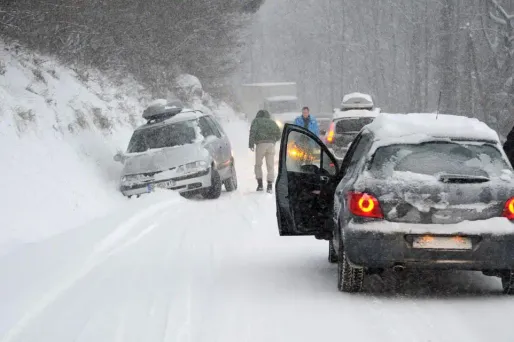 Vent et neige : 12 départements en vigilance orange