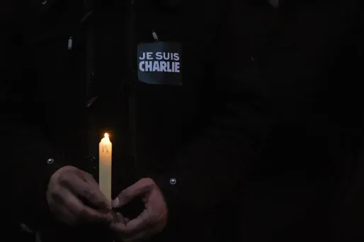 Charlie Hebdo : après l'horreur, place à la solidarité