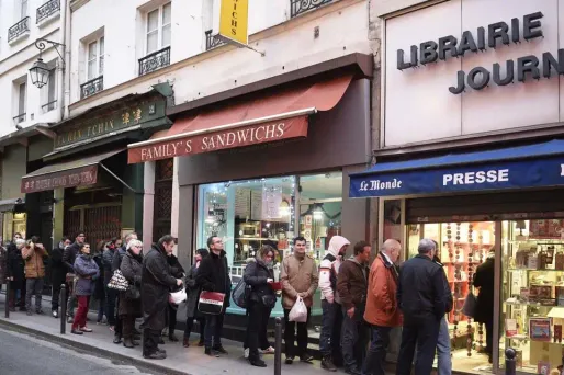 Charlie Hebdo : ruée sur les ouvrages des dessinateurs disparus