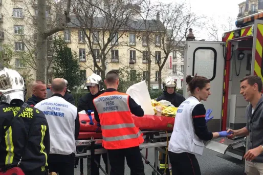 Fusillade à Charlie Hebdo : "une atteinte à la liberté de la presse"