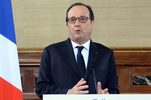 Hollande : "pas d'autre communauté que la communauté nationale"