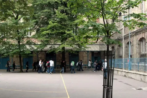 INFO E1 - Apologie du terrorisme : des élèves signalés à la police