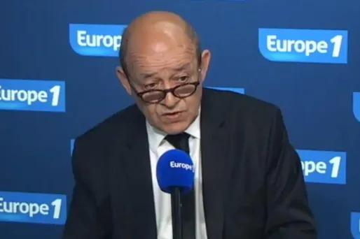 Le Drian : la France "pas dans la situation" d'intervenir en Syrie