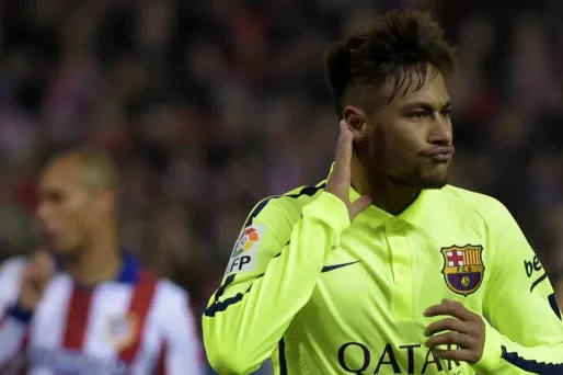 VIDÉO - Altercation entre Neymar et un fan de Manchester City
