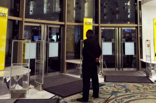 Attentats : les commerces (aussi) ont renforcé leur sécurité