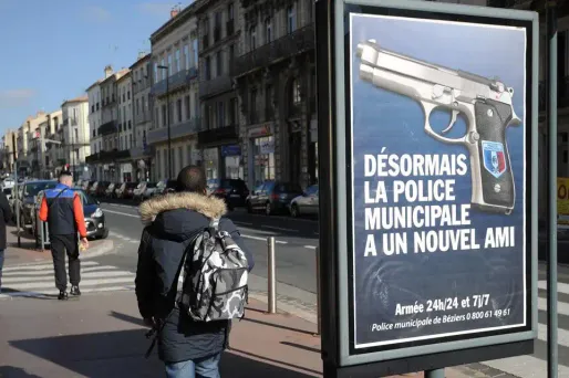Béziers : peut-on faire la pub des armes à feu ?