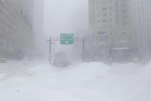 Boston : les habitants priés de ne pas sauter en slip dans la neige