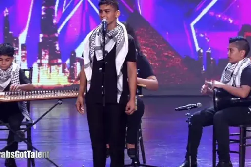 Cinq jeunes chanteurs mettent le monde arabe en émoi