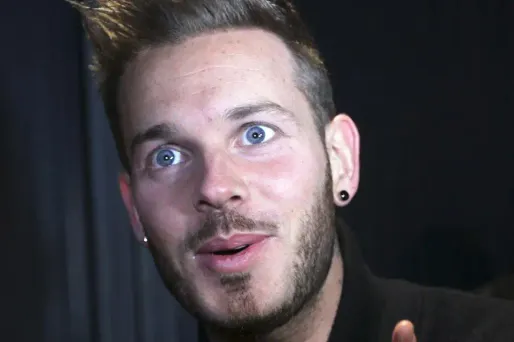 Matt Pokora : "Madonna m'a mis à l'amende"