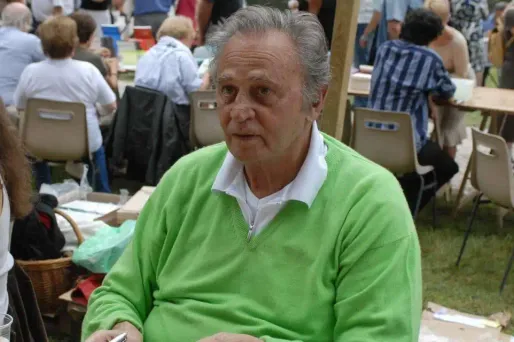 Roger Hanin : "De moi, j'aimerais qu'on retienne Navarro"