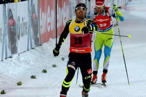 Biathlon : une quatrième couronne pour le roi Fourcade