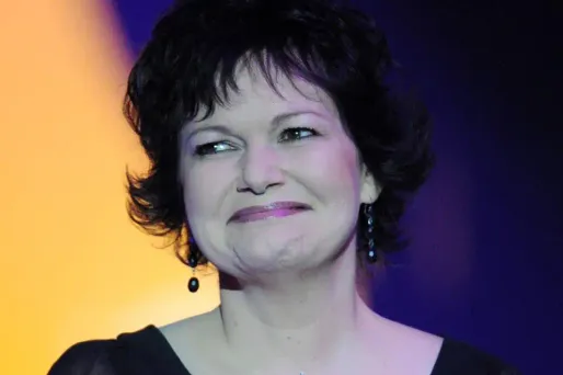 Chanson polémique des Enfoirés : Maurane défend Goldman, mais...