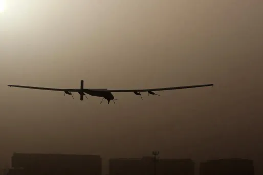 L'envol de Solar impulse 2, lundi 9 mars.