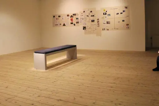 Suède : deux mendiants roms exposés comme œuvres d’art