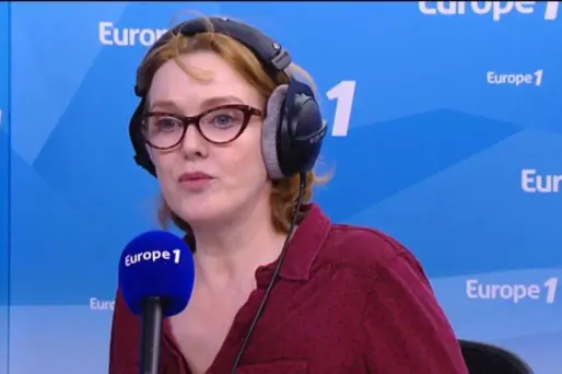 Agnès Soral : "Ce n'était pas possible d'être muette"