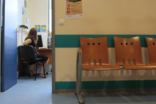 Avortement : l’Assemblée vote la suppression du délai de réflexion