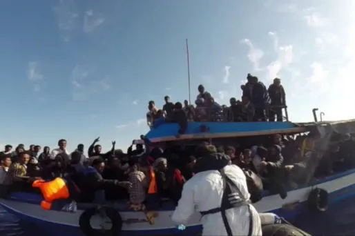 400 migrants ont disparu dans le naufrage d'une embarcation de fortune en Méditerranée.