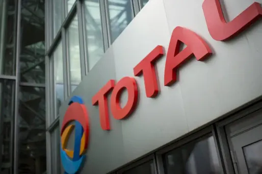Raffinage : Total va réduire la voilure et se reconvertir