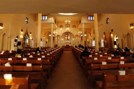 Sous la menace, les églises des chrétiens d'Irak désertées