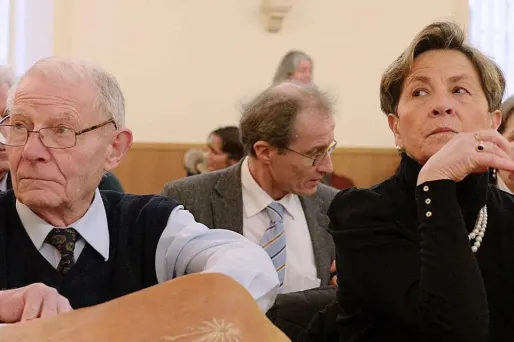 La mère de Vincent Lambert demande un peu "d'humanité" à Hollande