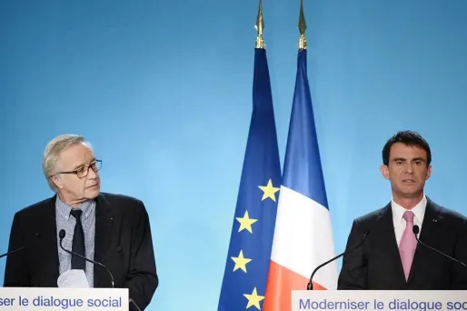 26.05.Manuel.Valls.Rebsamen.Emploi.travail.STEPHANE DE SAKUTIN  AFP.1280.640