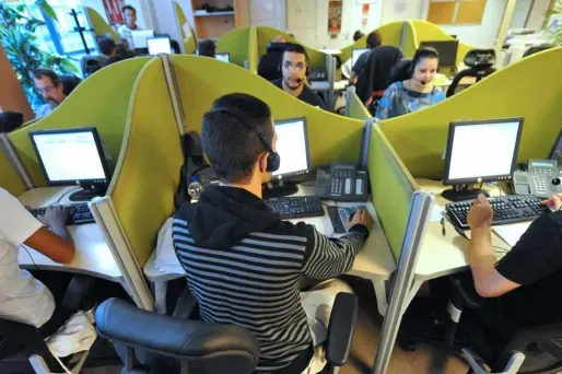 18.05.Centre.appel.Callcenter.standard.telephone.LIONEL BONAVENTURE.AFP.1280.640