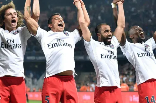 Joueurs du PSG fêtant le titre (1280x640) Pascal GUYOT/AFP