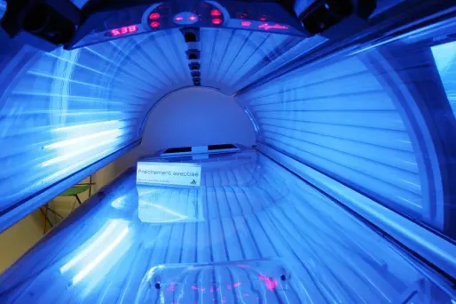 Les cabines de bronzage désormais interdites aux mineurs