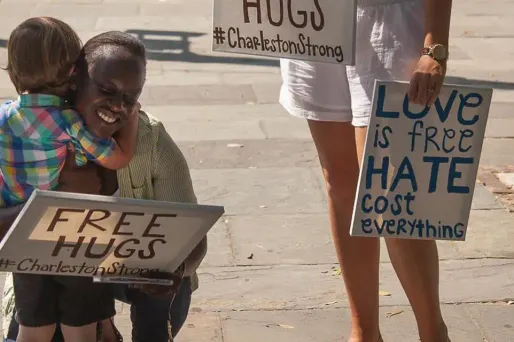 Hug à Charleston - JOHN NETTLES JR. - 1280x640