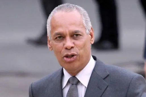 Européennes : Hollande "encaisse avec sang froid ", selon Lurel