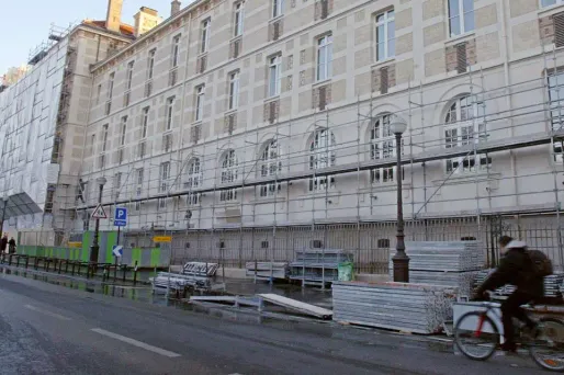 Le lycée-collège Montaigne à Paris.
