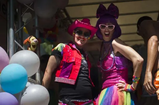 Gay Pride - MARTIN BUREAU / AFP - 1280x640