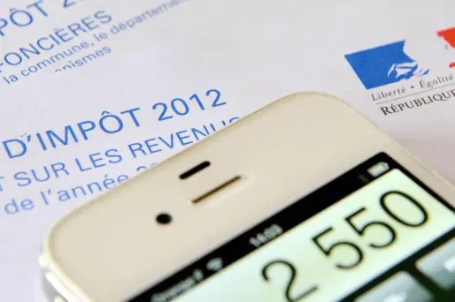 Impôt à la source : Hollande le veut, et vite