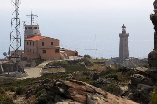Attentat déjoué : Antoine, 19 ans, un "petit jeune sans histoire"