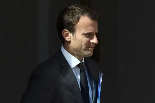 Les taxis boycottent la table ronde proposée par Macron