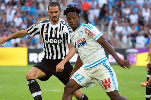 Le transfert de l'attaquant belge Michy Batshuayi pose problème à l'OM.
