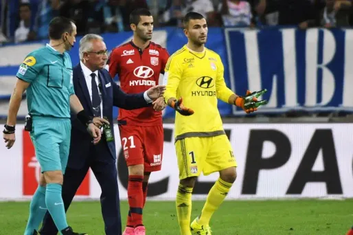 Anthony Lopes au Vélodrome (1280x640) Franck PENNANT/AFP