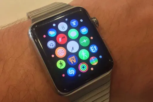 Etats-Unis : un collégien musulman arrêté pour une montre prise pour une bombe