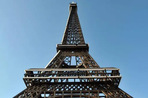 La Tour Eiffel rouverte au public