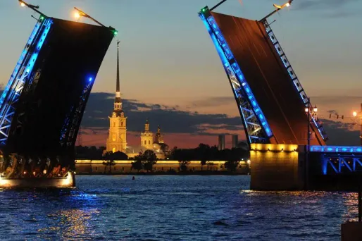 saint petersbourg 1280x640