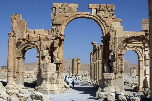 Syrie : l'EI a détruit d'autres monuments antiques à Palmyre