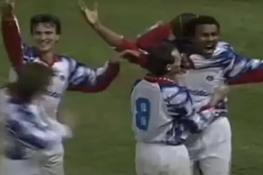 David Ginola et Antoine Kombouaré face au Real (1280x640) Capture d'écran Canal+